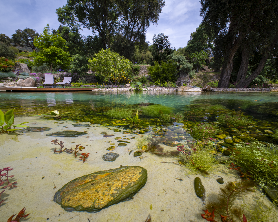Lagos e piscinas naturais